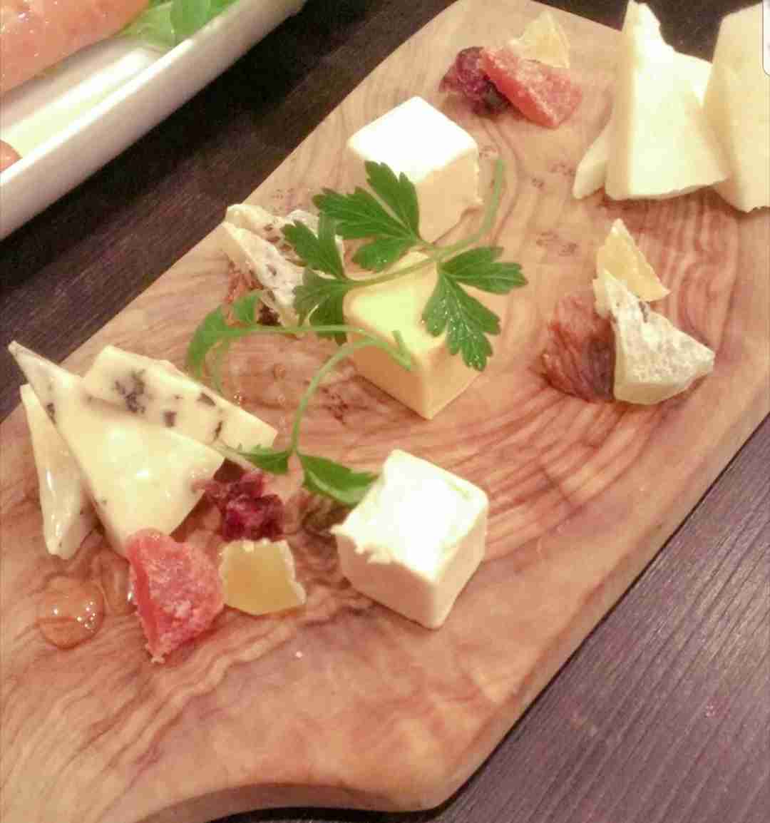 携帯に保存してある居酒屋メニューの画像見せて下さい！