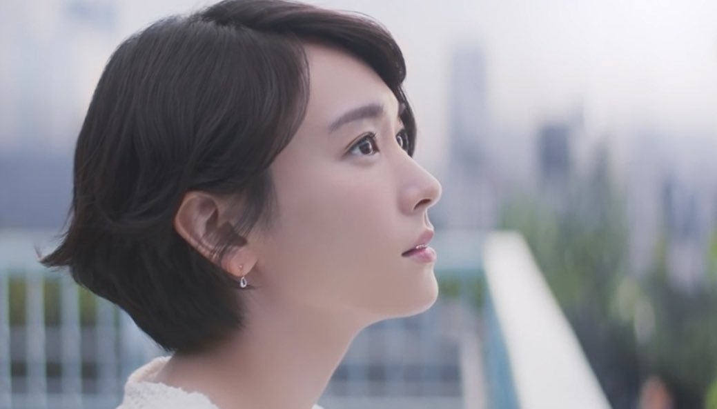 加藤綾子アナ 「美人の横顔ではない」と印象評論家が指摘