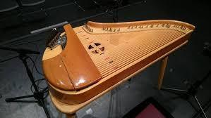 楽器の名前を答えてください