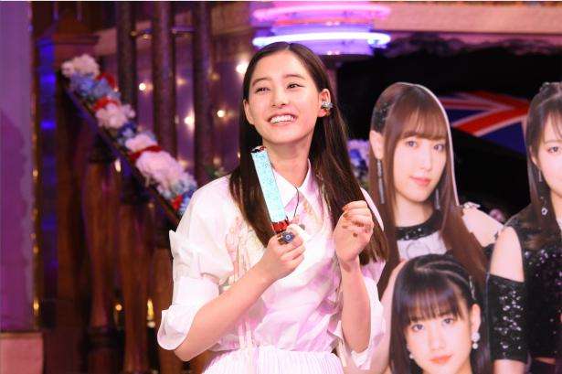 新木優子、板野友美と偶然遭遇「神コンビ」と反響殺到