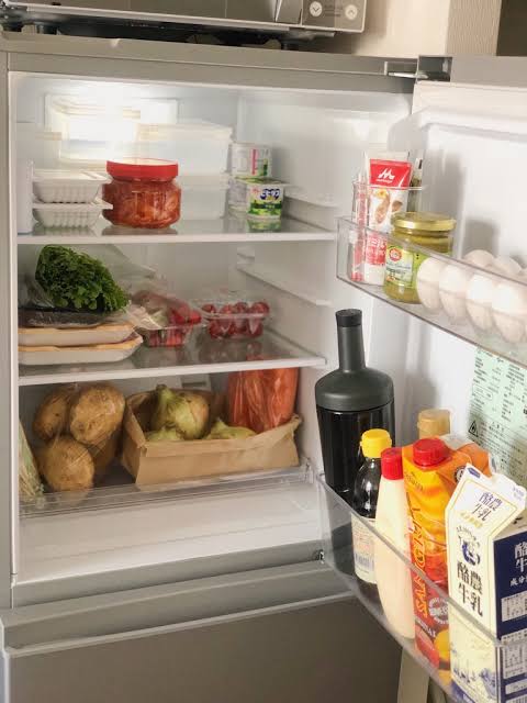 冷蔵庫の中身を見せよう！