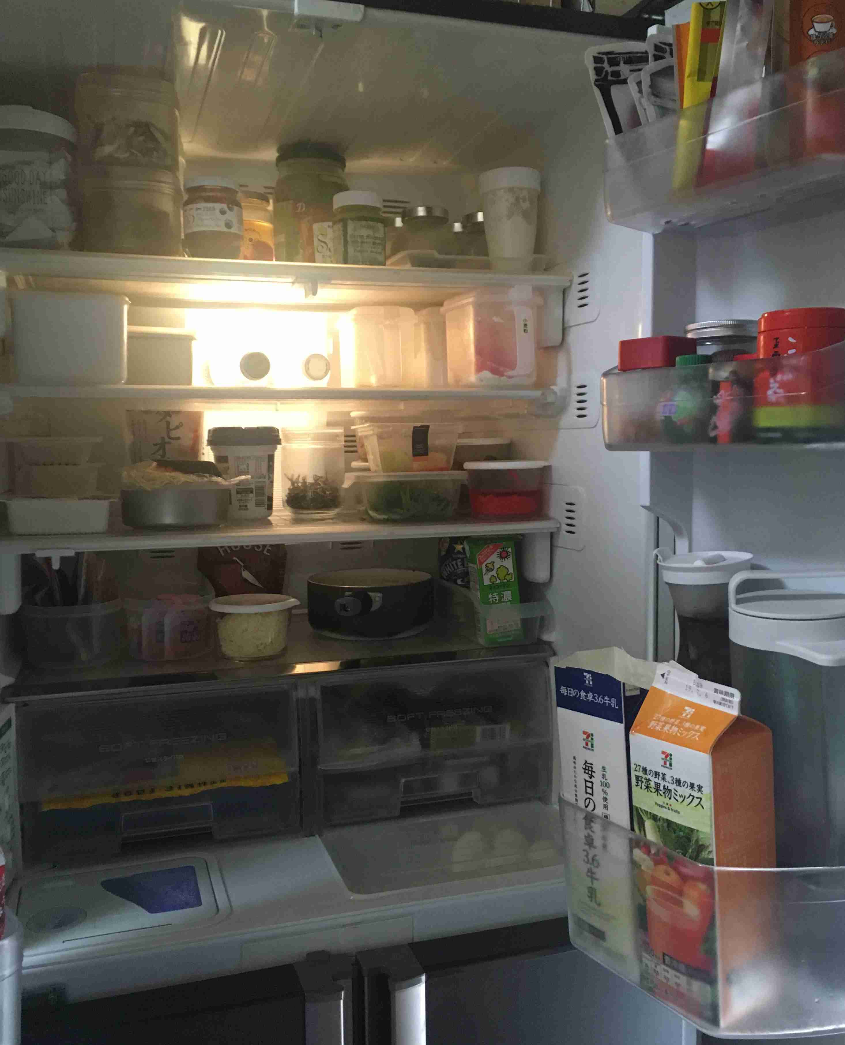 冷蔵庫の中身を見せよう！