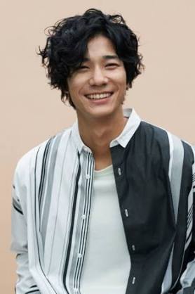 自分と同じ誕生日の有名人を貼るトピ