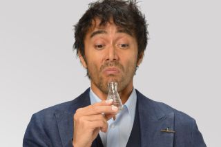 阿部寛の画像ください