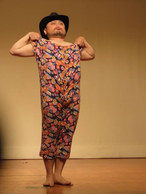 ダサいファッションの有名人の画像を貼っていくトピpart5