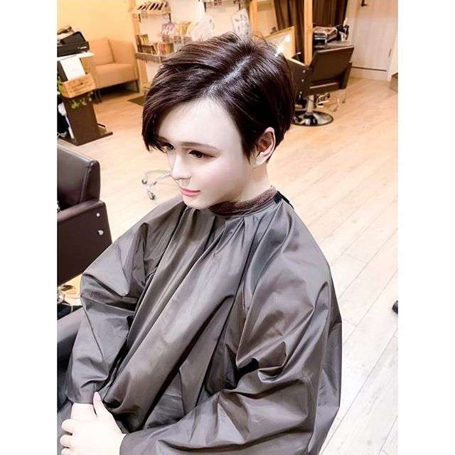 奇抜な髪型、髪色にした人、したことある人