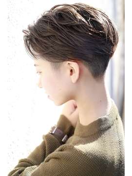 奇抜な髪型、髪色にした人、したことある人