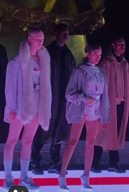 ローラ、NYで堂々ランウェイ 「アレキサンダー・ワン」コレクションに出演