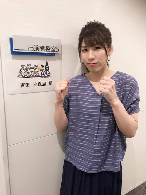 大坂なおみ、黒髪ストレートに大変身! イメチェンに大反響「とっても似合ってる」