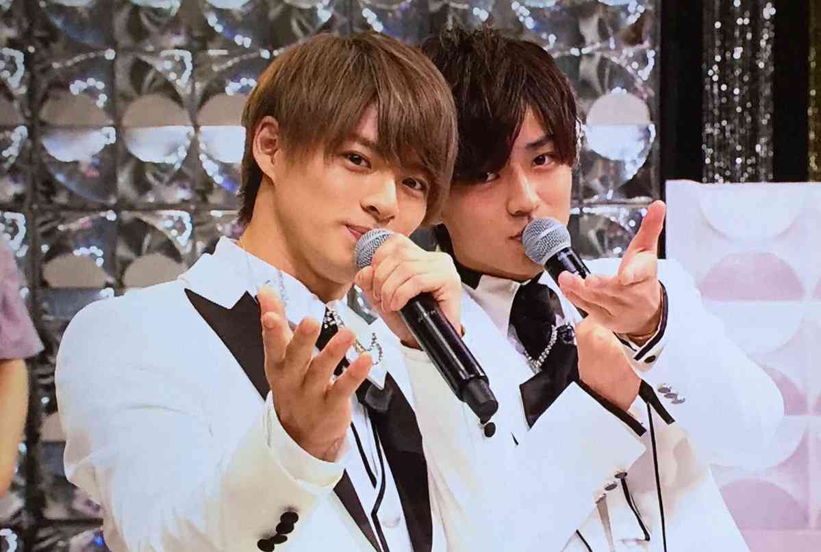 ジャニーズ関連で二択の質問をするトピック