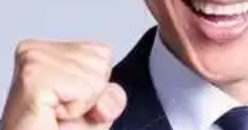 有名人の顔のパーツだけで誰かを当てるトピ!!
