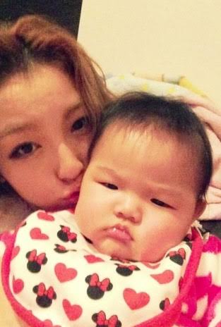 木下優樹菜、“顔の変化“を報告 「右目の下にホクロでてきた」