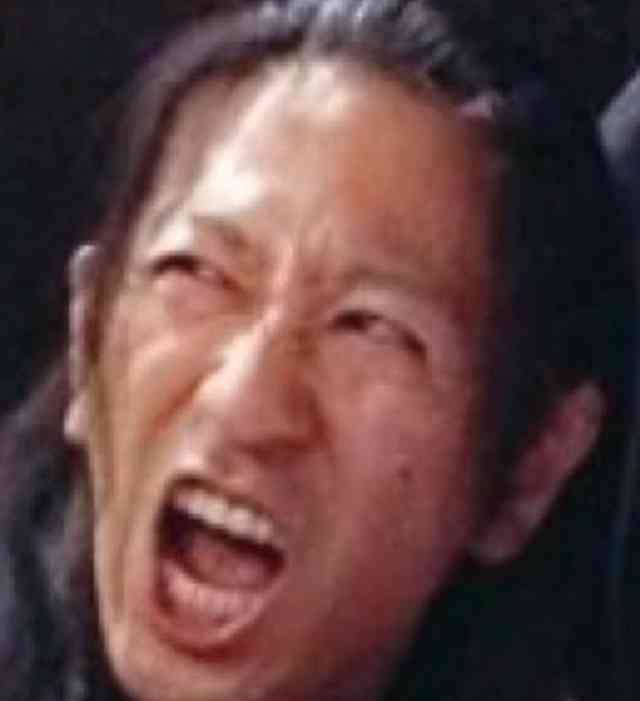 岩堀せり、GLAY・TAKUROと結婚15周年で2ショット…「なんてかっこいいご夫婦」「憧れ」と反響