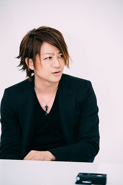 岩堀せり、GLAY・TAKUROと結婚15周年で2ショット…「なんてかっこいいご夫婦」「憧れ」と反響