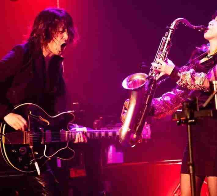 岩堀せり、GLAY・TAKUROと結婚15周年で2ショット…「なんてかっこいいご夫婦」「憧れ」と反響