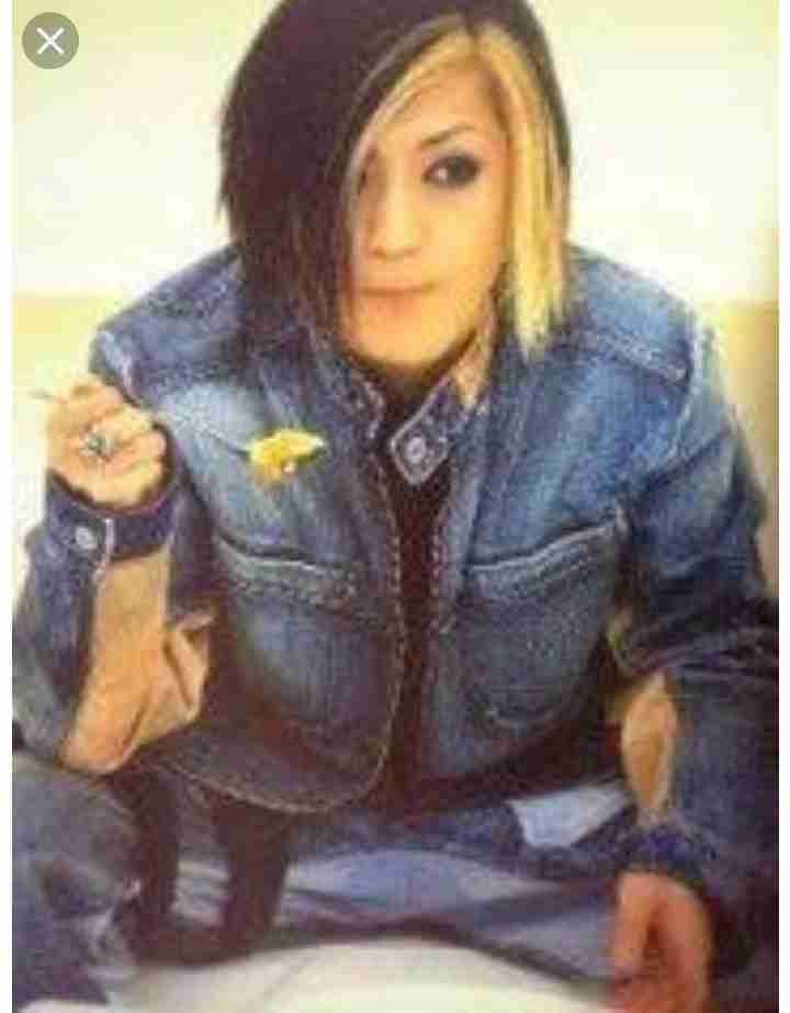 岩堀せり、GLAY・TAKUROと結婚15周年で2ショット…「なんてかっこいいご夫婦」「憧れ」と反響