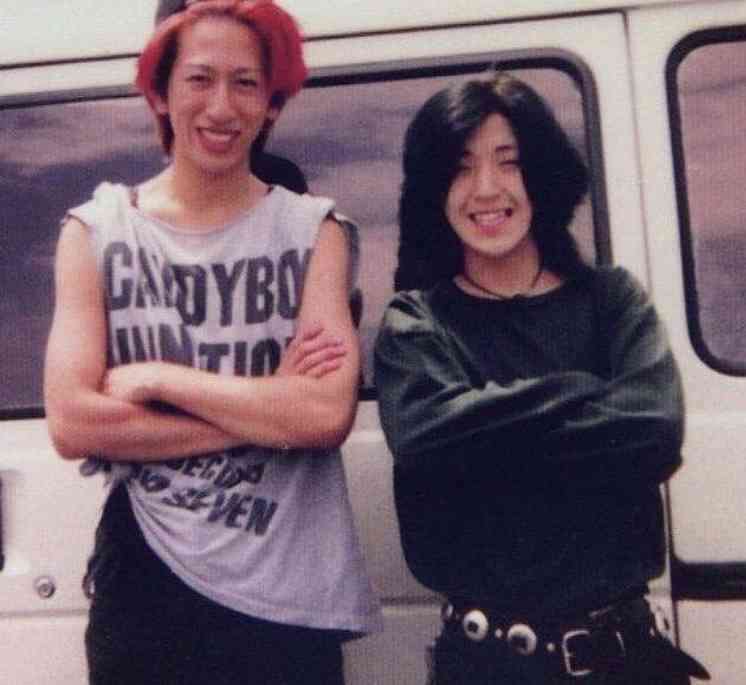 岩堀せり、GLAY・TAKUROと結婚15周年で2ショット…「なんてかっこいいご夫婦」「憧れ」と反響