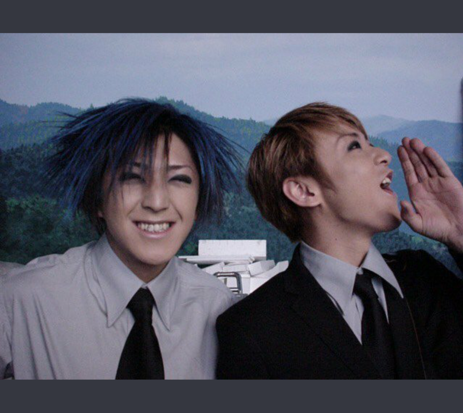 岩堀せり、GLAY・TAKUROと結婚15周年で2ショット…「なんてかっこいいご夫婦」「憧れ」と反響