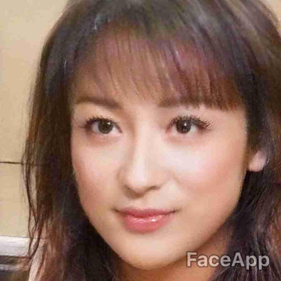 【芸能人】アプリで女性を男性に、男性を女性にするトピ