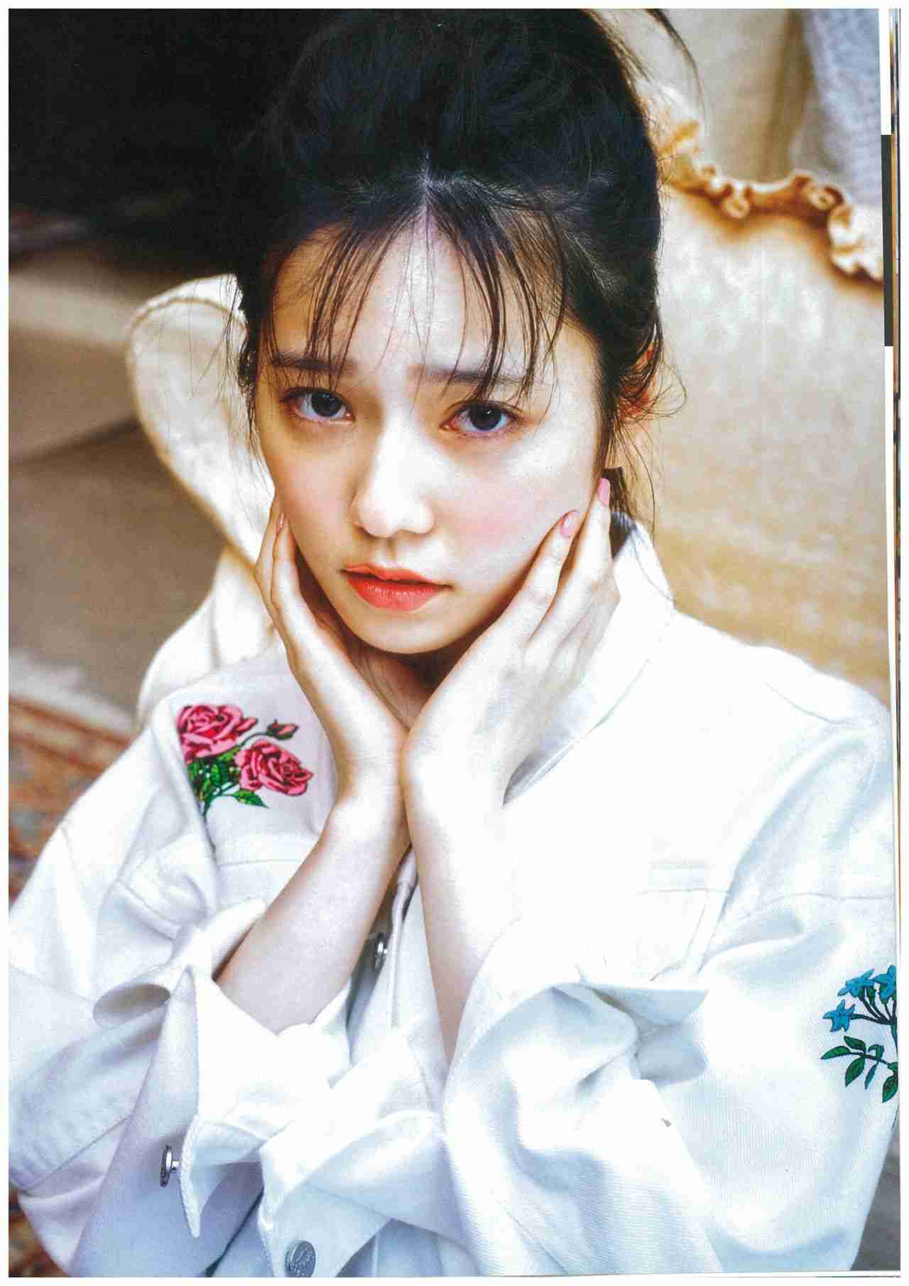 何故こんな風に撮ったんだろうという芸能人の写真を挙げていこう