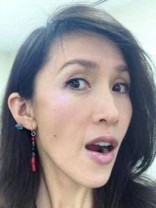 何故こんな風に撮ったんだろうという芸能人の写真を挙げていこう