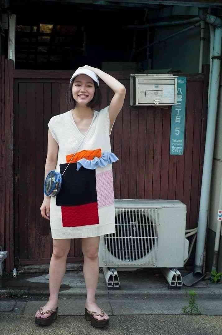 何故こんな風に撮ったんだろうという芸能人の写真を挙げていこう