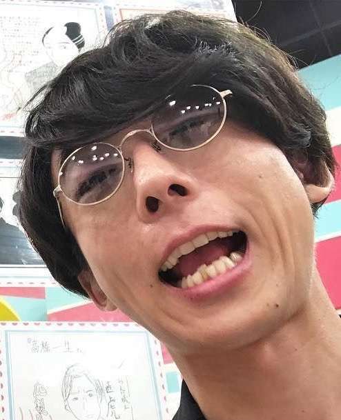 何故こんな風に撮ったんだろうという芸能人の写真を挙げていこう