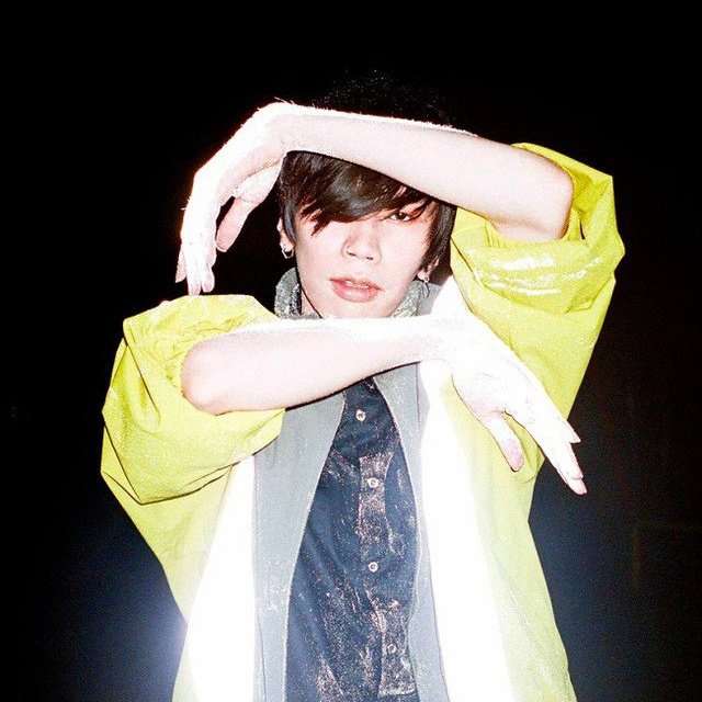 何故こんな風に撮ったんだろうという芸能人の写真を挙げていこう