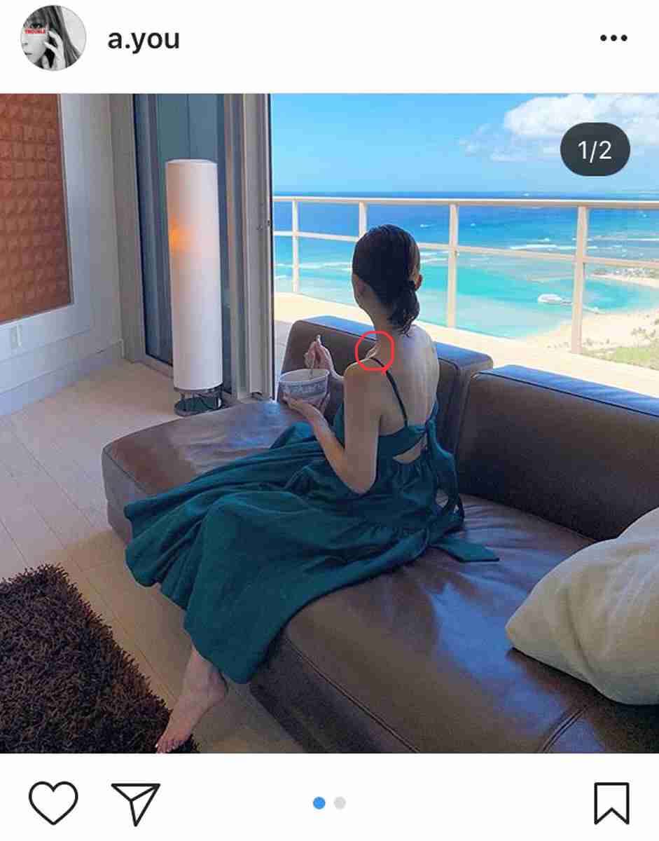 浜崎あゆみ、海外で「どん兵衛」食べるオフショットに反響「親近感わく」「笑った」