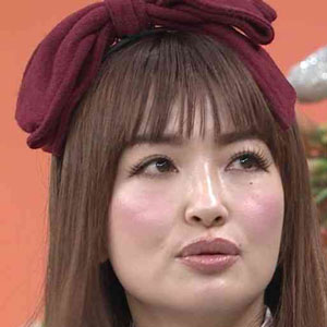 平子理沙、夏の装いショットに「同世代とは思えないかわいさ」「たまんない」など絶賛コメント続出