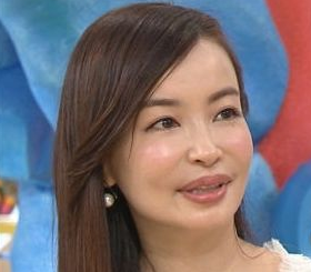 平子理沙、夏の装いショットに「同世代とは思えないかわいさ」「たまんない」など絶賛コメント続出