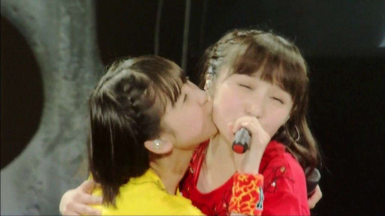 ももクロの衣装を見たい！！