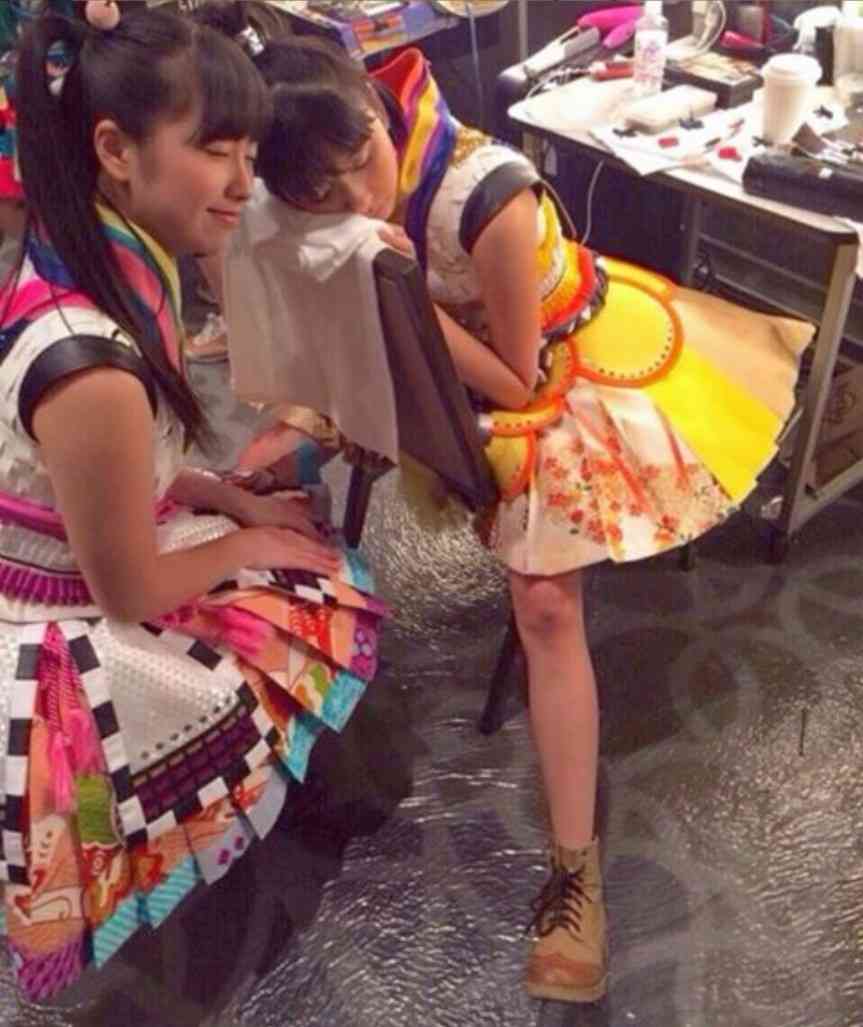 ももクロの衣装を見たい！！