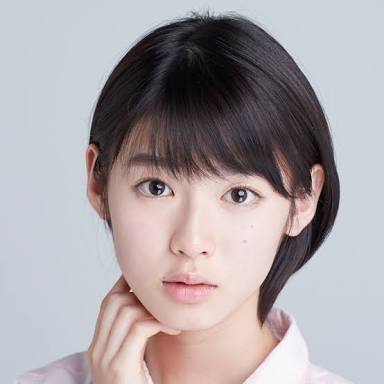 唇が印象的な有名人