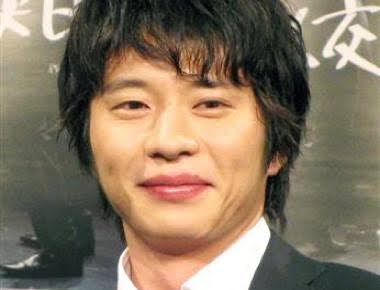 唇が印象的な有名人
