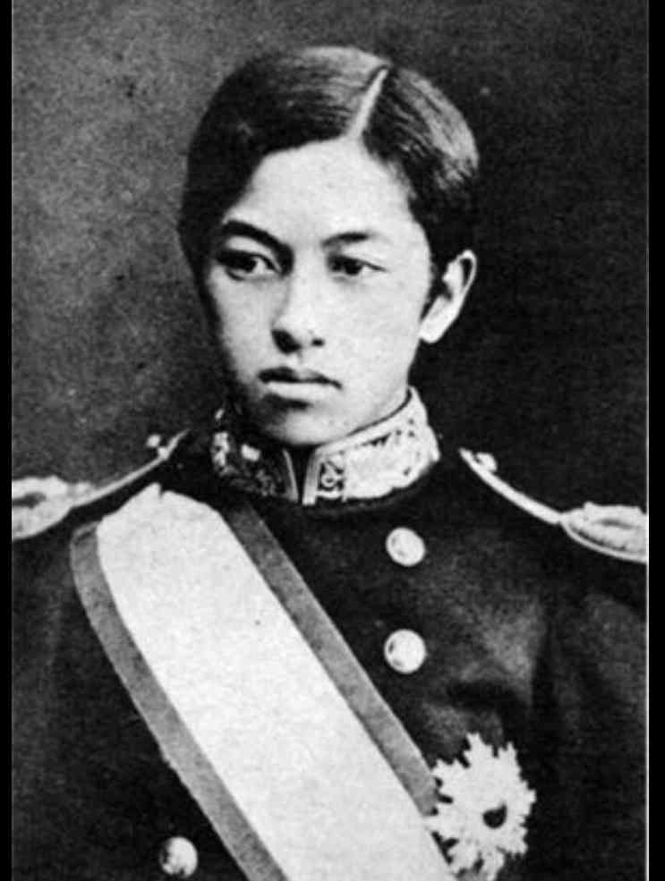 古写真加工して現代風にするトピ