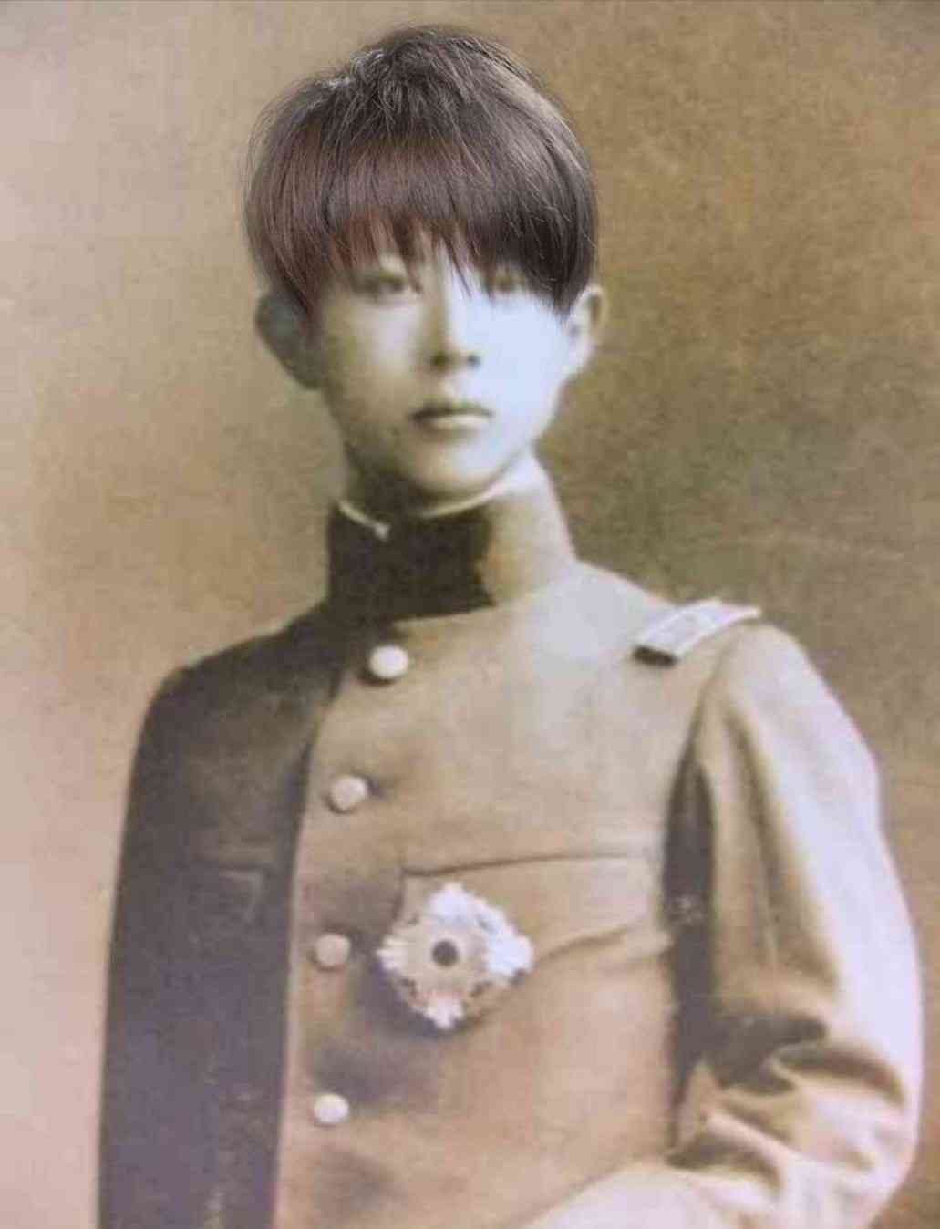 古写真加工して現代風にするトピ