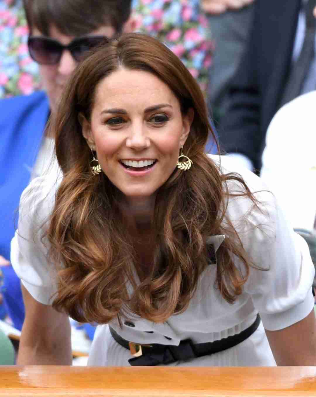 メーガン妃、ウィンブルドンテニスにサプライズ登場