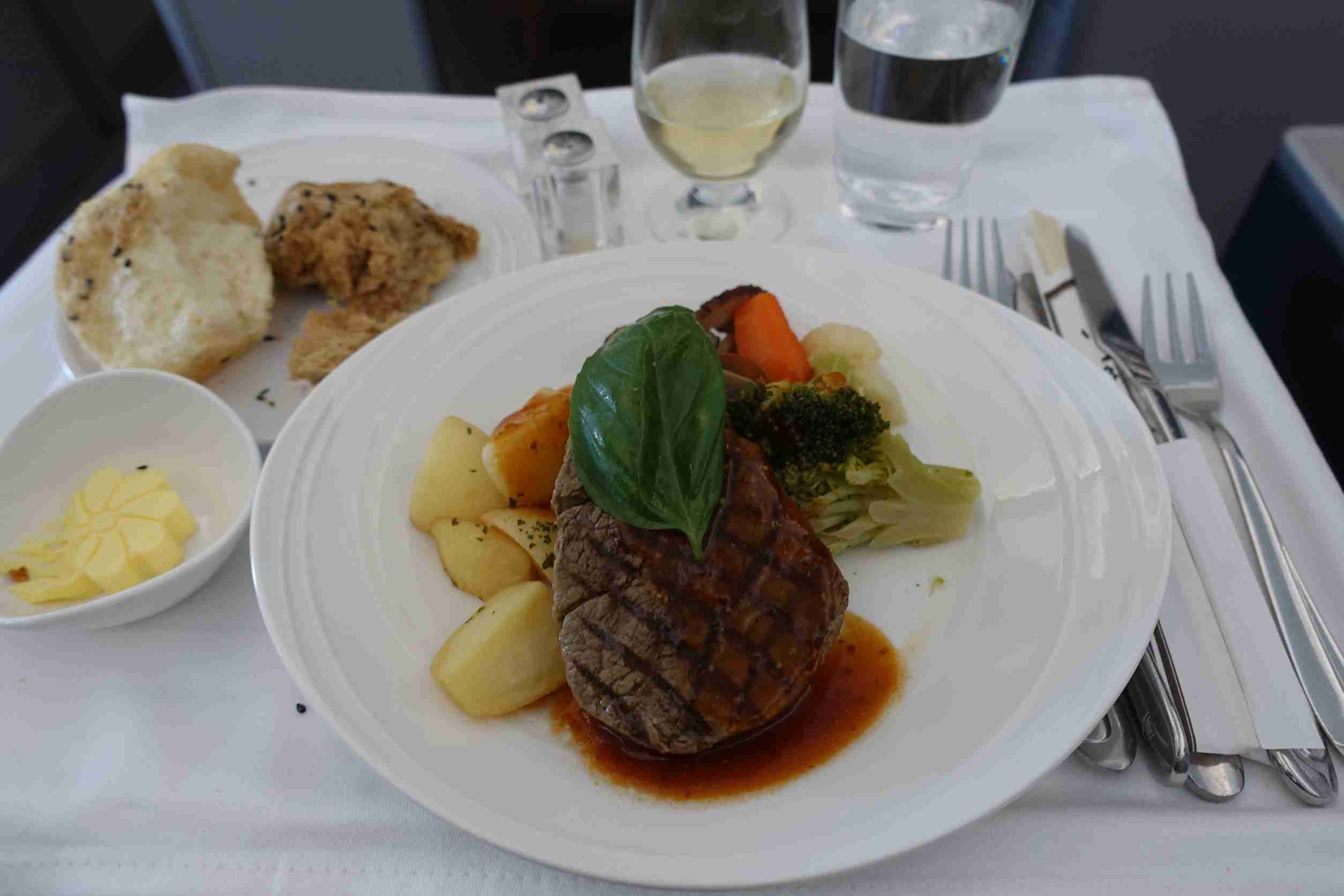 【飛行機】ビジネスクラスの体験談聞きたい&教えて