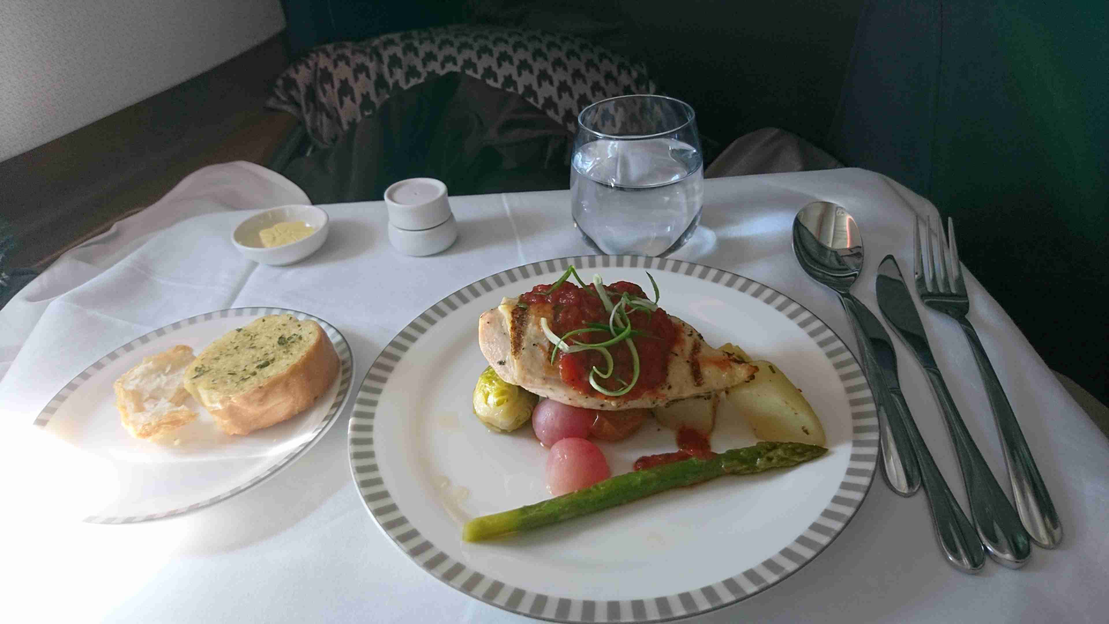 【飛行機】ビジネスクラスの体験談聞きたい&教えて