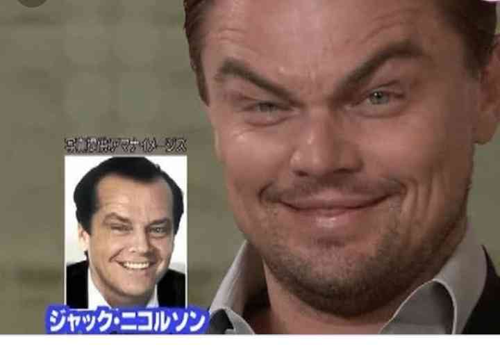 眉と目が離れている方