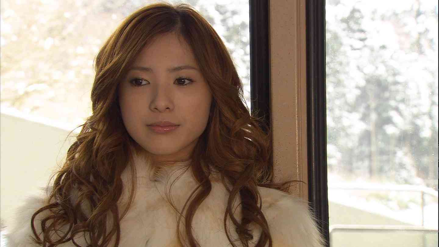 吉高由里子、31歳バースデーを自撮りで報告「早すぎじゃない?」