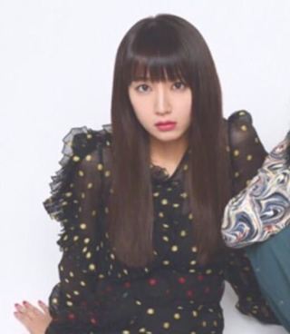 黒木華が役柄と同じもじゃもじゃの天然パーマヘアで登壇