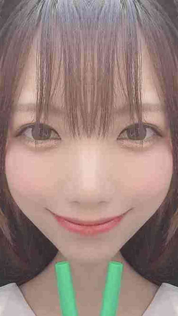 ざわちん、引地敬澄との“カップル風”2ショットに「美男美女」「横顔も可愛すぎ」の声
