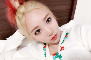 ざわちん、引地敬澄との“カップル風”2ショットに「美男美女」「横顔も可愛すぎ」の声