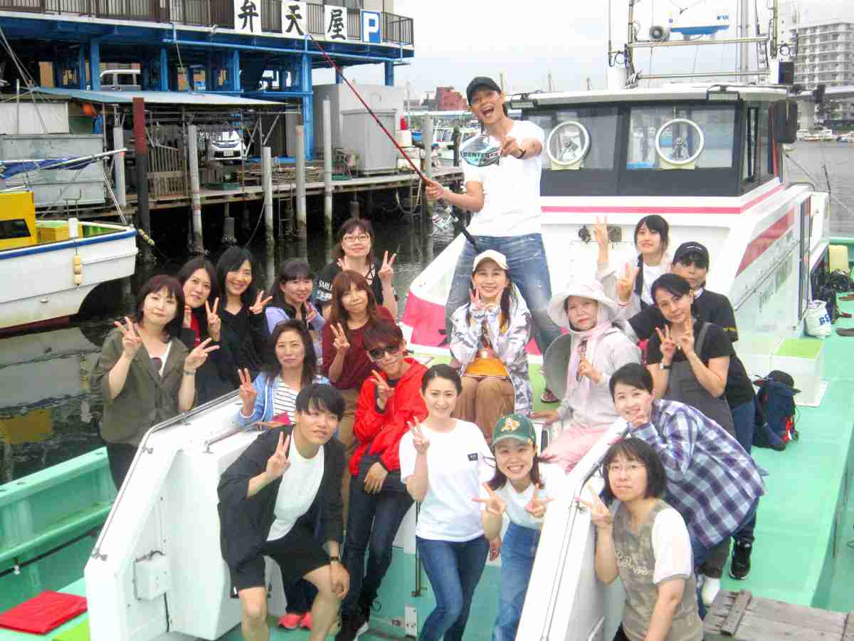 純烈・酒井一圭、ファンからの過激接触行為を暴露　でも高齢ファンには「許し」も