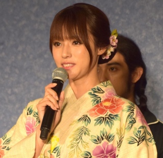 深田恭子、浴衣姿で告白　セクシースーツ「恥ずかしかった」