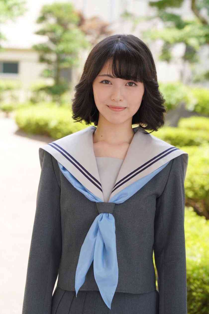 橋本環奈「キングダム」オフショット公開「可愛すぎる」の声殺到