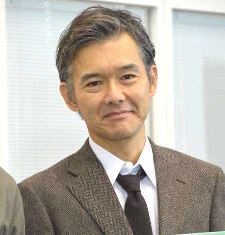 白髪を染めるのがめんどくさいわ