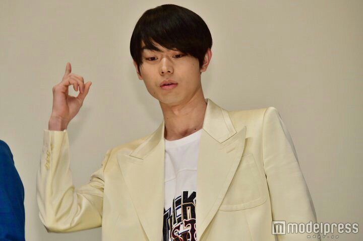 菅田将暉の1番似合う髪型はどれだ